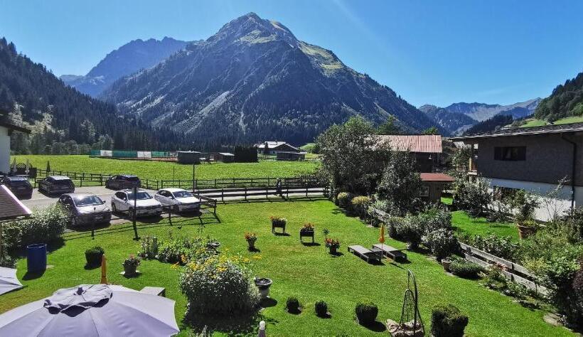 فندق صغير Gästehaus Thaler