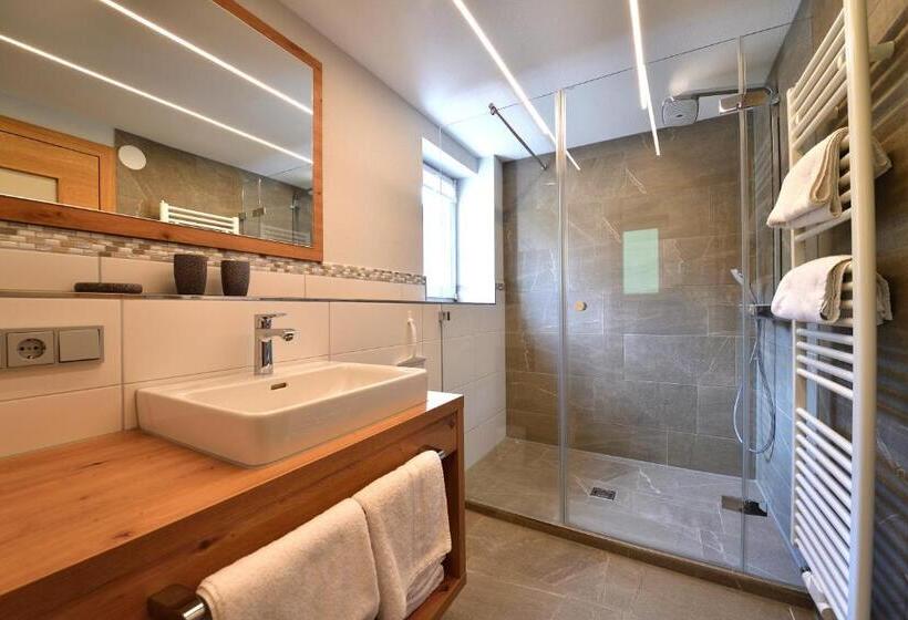 فندق صغير Gästehaus Thaler