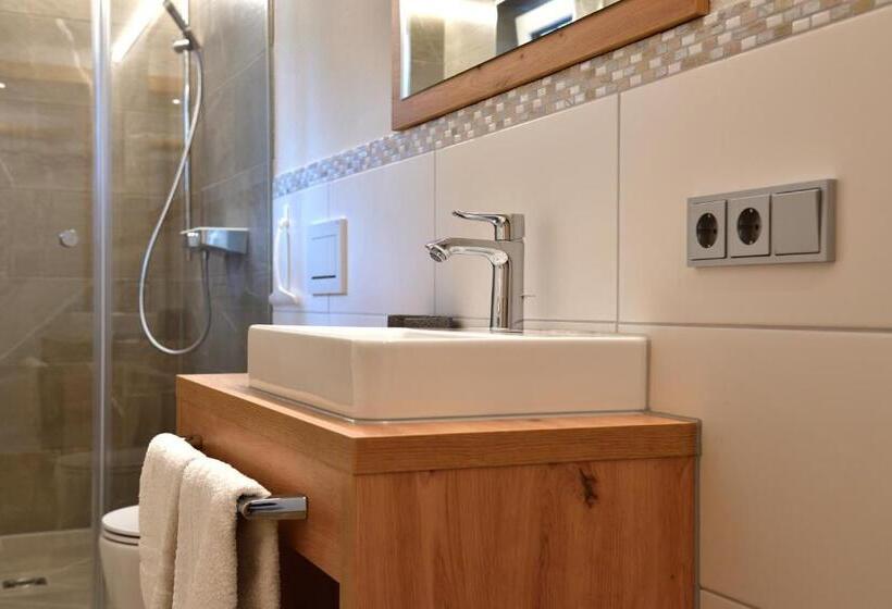 فندق صغير Gästehaus Thaler