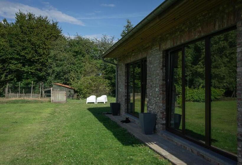 Au Petit Canteleu Bed & Breakfast