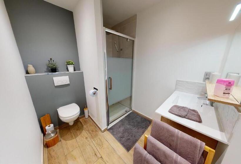 Au Petit Canteleu Bed & Breakfast