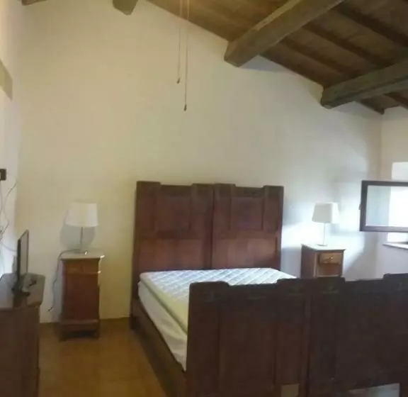 B&b A Due Passi Dal Castello