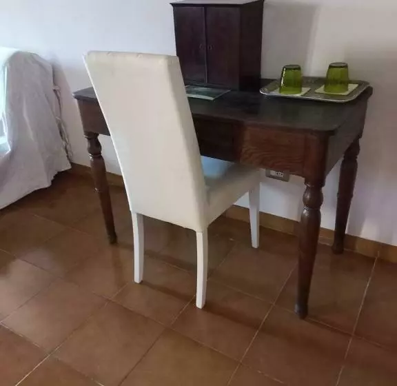 B&b A Due Passi Dal Castello