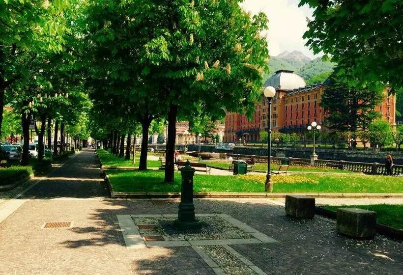 Aamiaismajoitus (B&B) Botép Ai Tigli