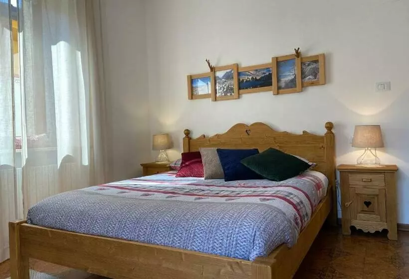 Aamiaismajoitus (B&B) Botép Ai Tigli