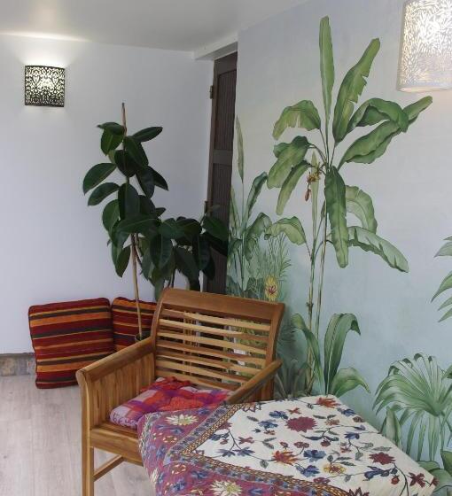 مبيت وإفطار Domaine De La Clef Des Champs