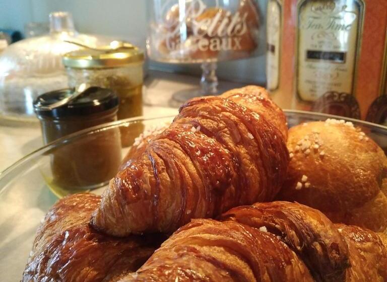 مبيت وإفطار Domaine De La Clef Des Champs