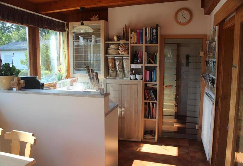 住宿加早餐  Gästehaus Christa