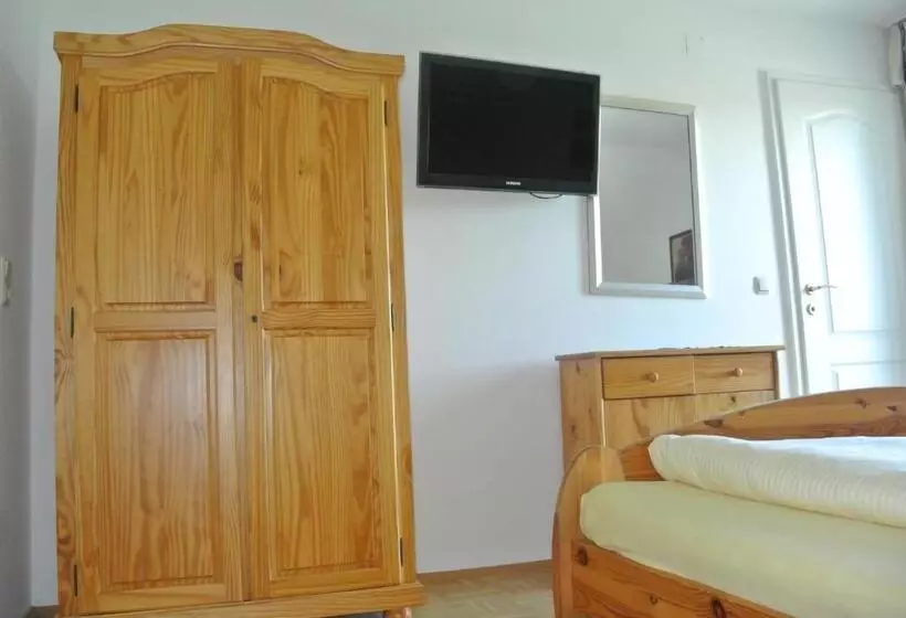 Aamiaismajoitus (B&B) Gästehaus Christa