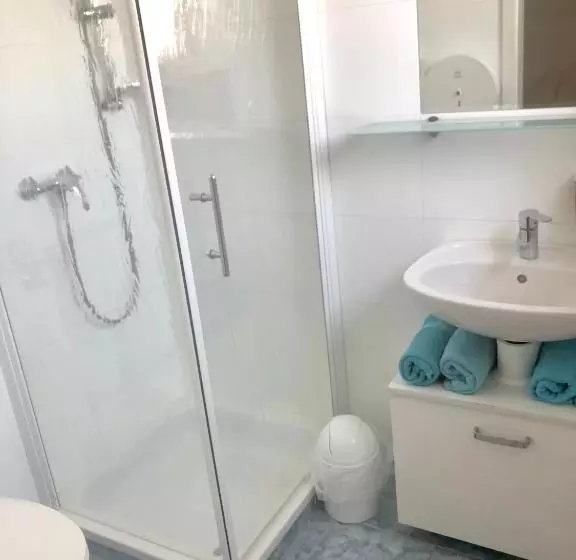 Aamiaismajoitus (B&B) Gästehaus Christa