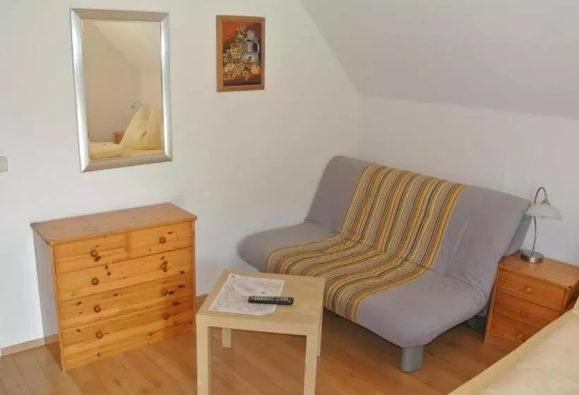 Aamiaismajoitus (B&B) Gästehaus Christa