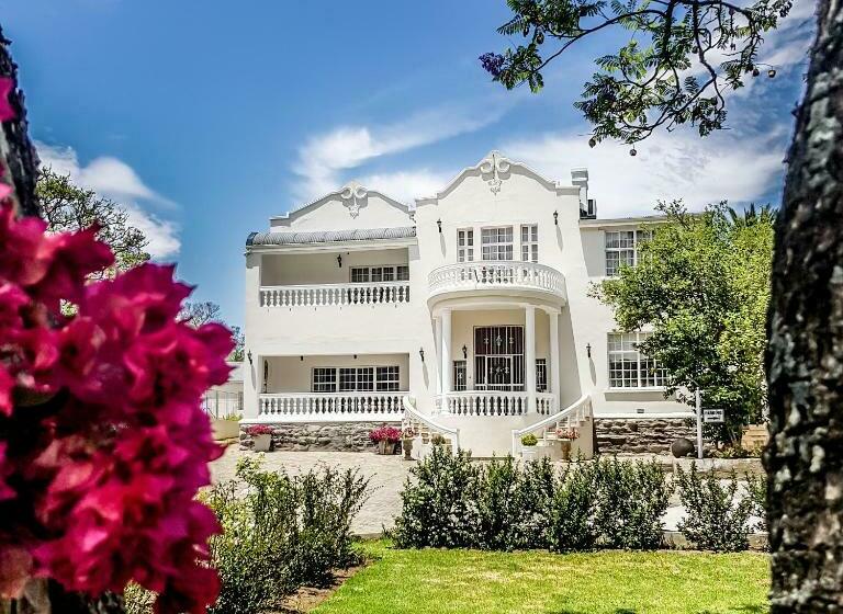 مبيت وإفطار Herberg Manor