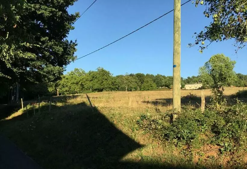 ベッドアンドブレックファースト Le Clos De Rose