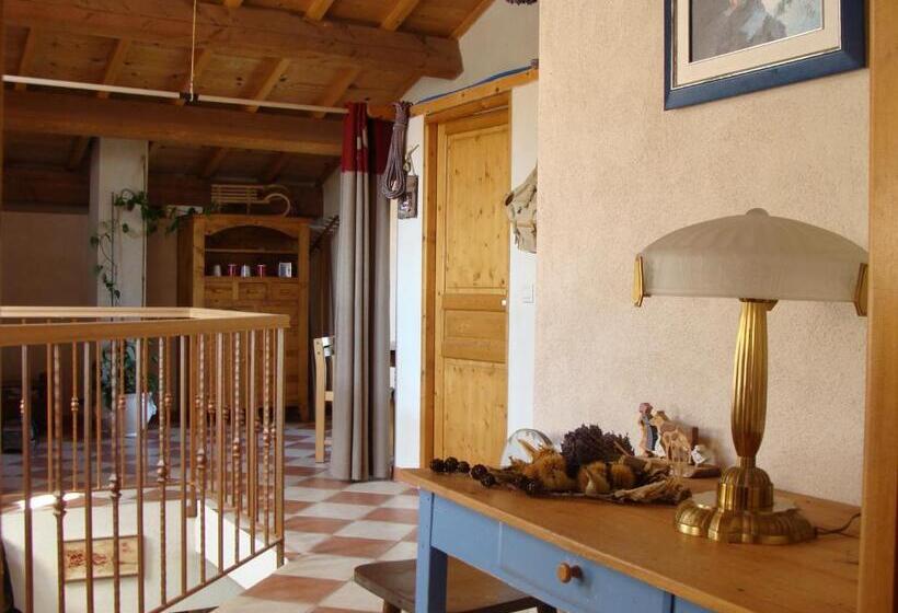 تختخواب و صبحانه Stella Alpina