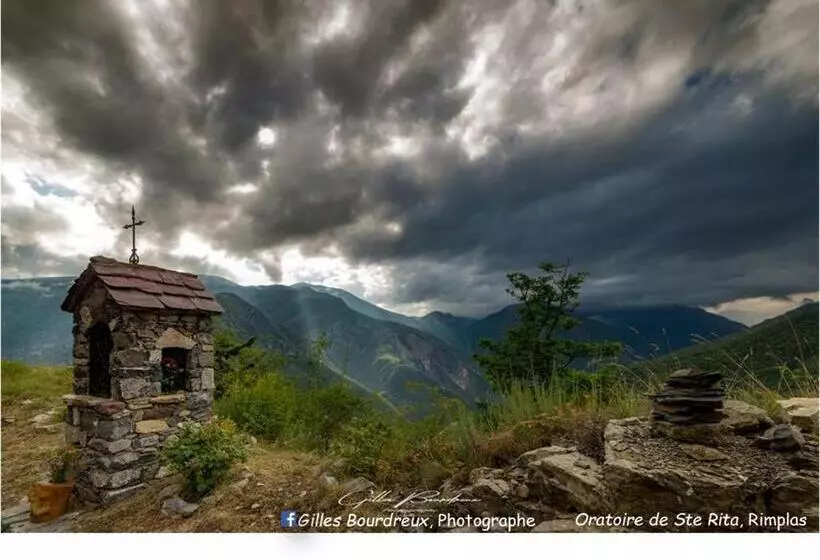 تختخواب و صبحانه Stella Alpina