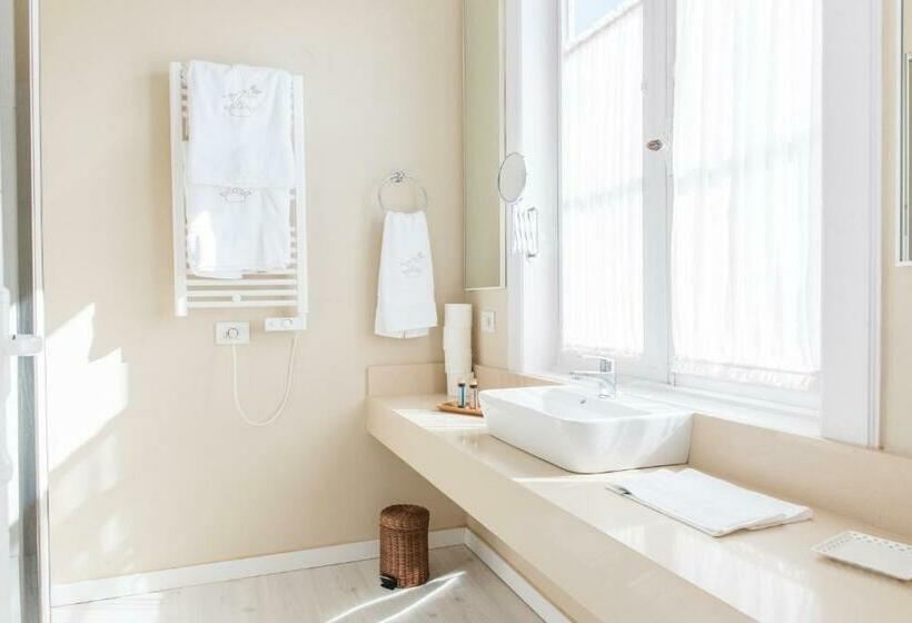 ベッドアンドブレックファースト Suites De Franchy