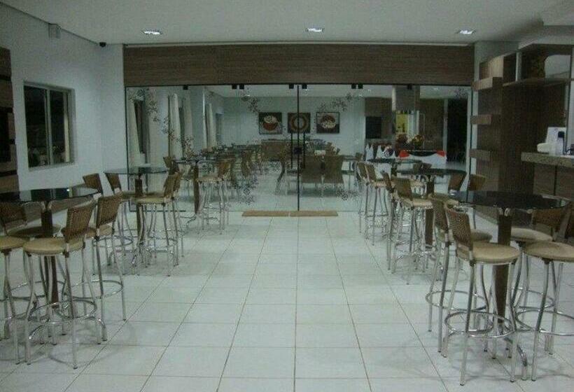 Frente Ao Parque Da Lagoa Quente Entrada Não Inclusa Aptos Particulares Com Varanda