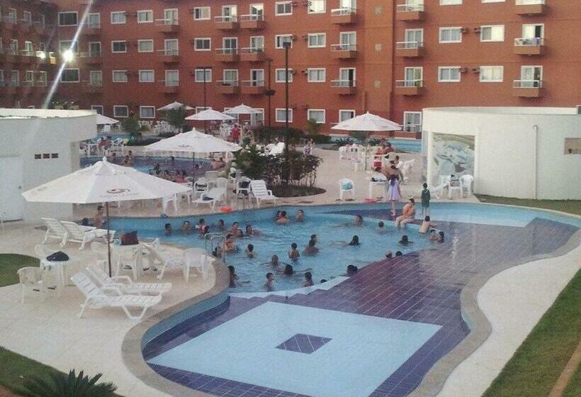 Frente Ao Parque Da Lagoa Quente Entrada Não Inclusa Aptos Particulares Com Varanda