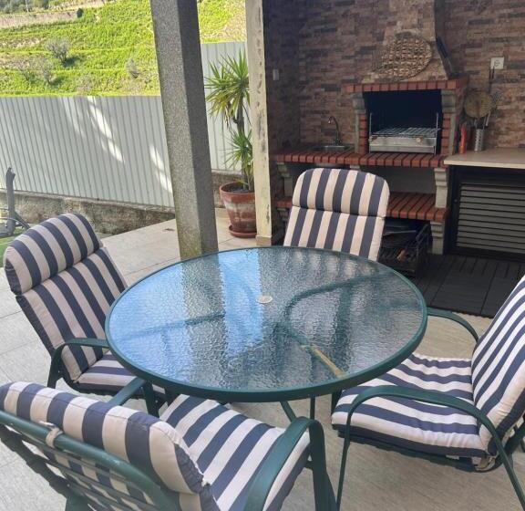 فندق Casa Do Rio Avô