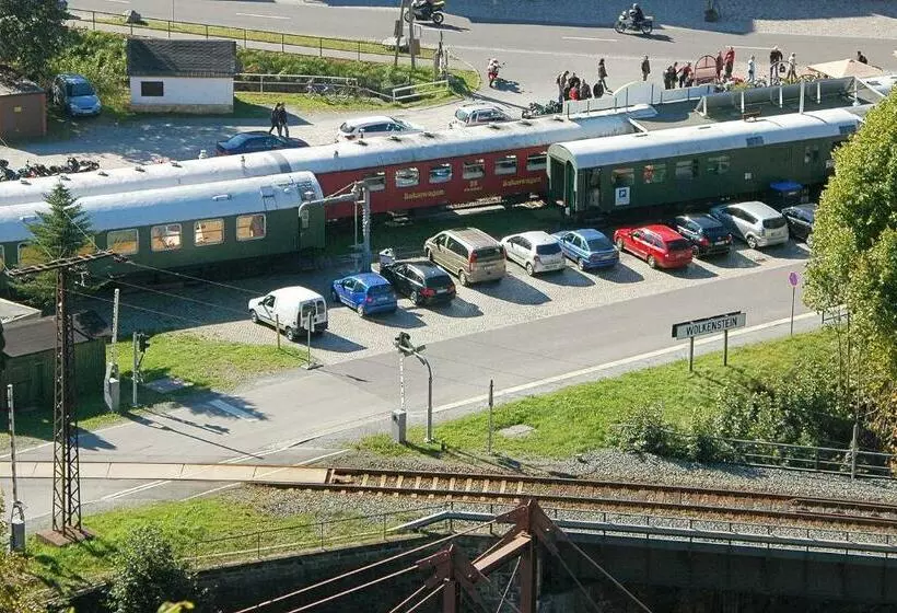 ホテル Wolkensteiner Zug