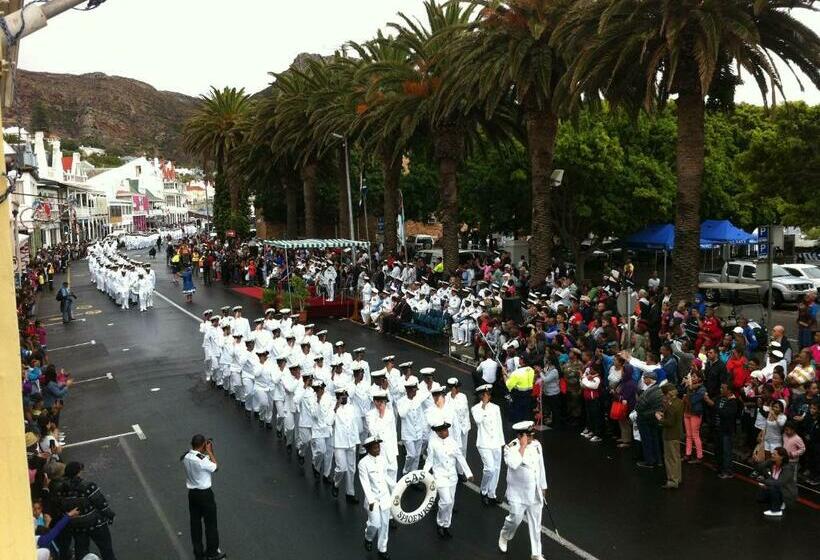 On The Square Luxury Apartment