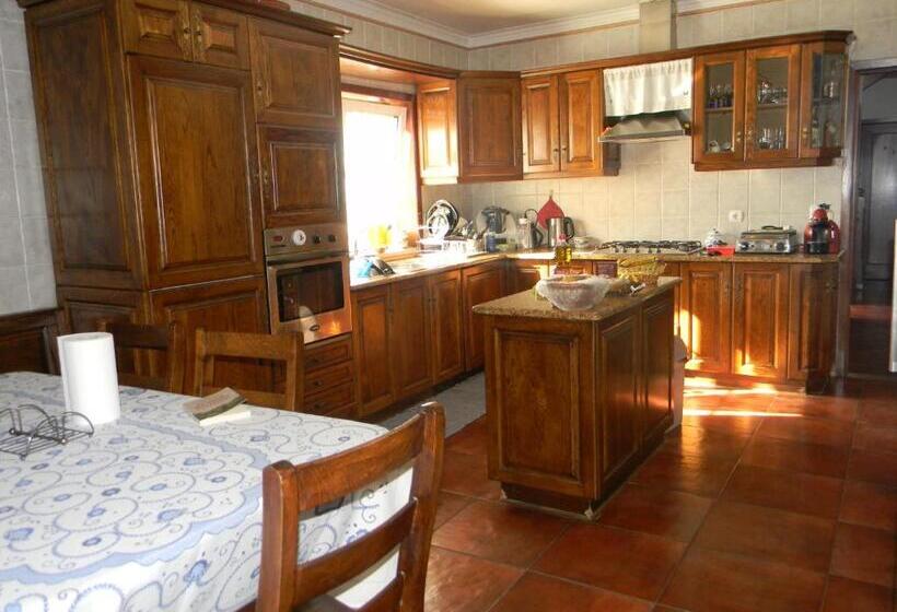 پانسیون Casa Estrada Da Guia