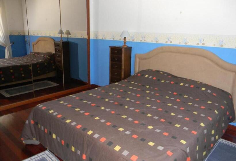 پانسیون Casa Estrada Da Guia