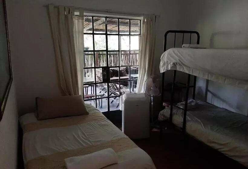 ペンション Elephant Walk Guesthouse And Back Packers