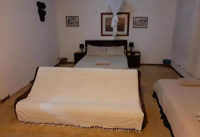 ペンション Elephant Walk Guesthouse And Back Packers