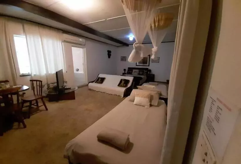 ペンション Elephant Walk Guesthouse And Back Packers