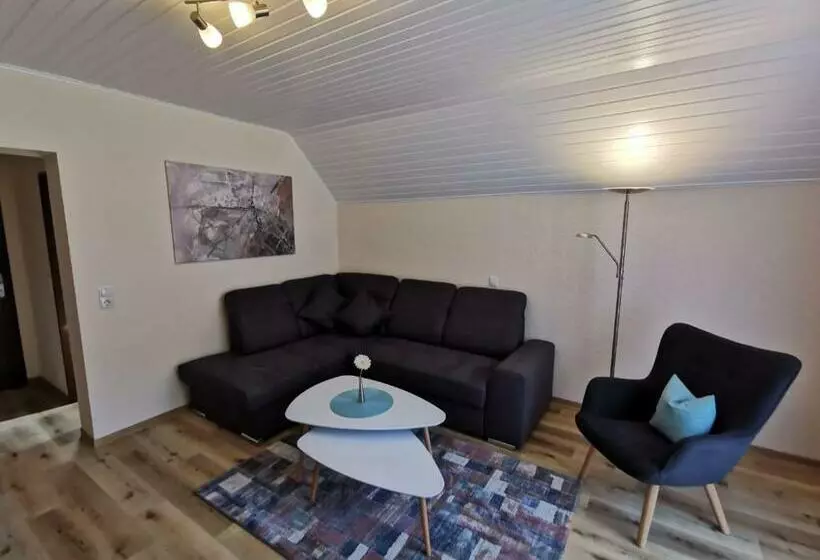ペンション Haus Weingarten Appartements Zimmer