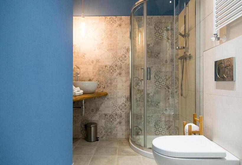 بنسيون Il Battello