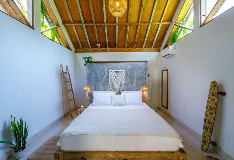 ペンション Seaside Tribe   Boutique Surf Stay & Retreat