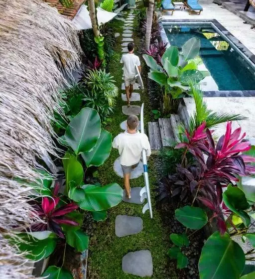 ペンション Seaside Tribe   Boutique Surf Stay & Retreat