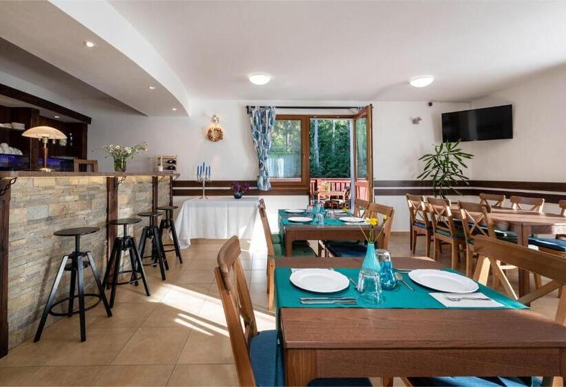 بنسيون Ubytovanie&reštaurácia Bodliak