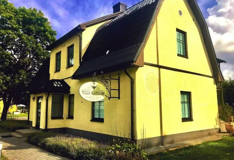 پانسیون Villa Kertelhof Guesthouse