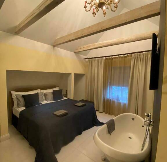 پانسیون Villa Kertelhof Guesthouse