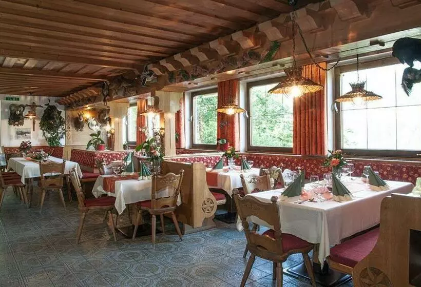 Retkeilymaja Gasthof Jägerklause