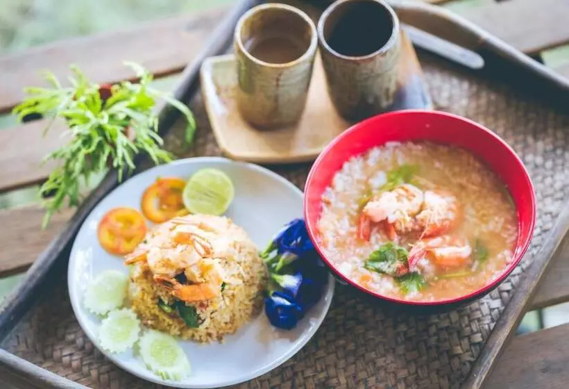 Retkeilymaja Wang Jai Kwang Space Inn