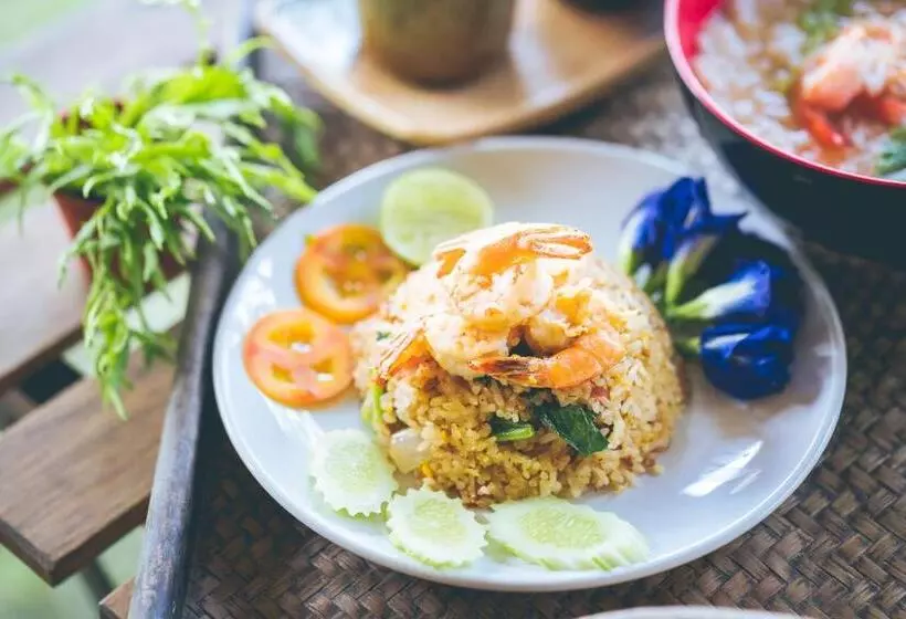 Retkeilymaja Wang Jai Kwang Space Inn