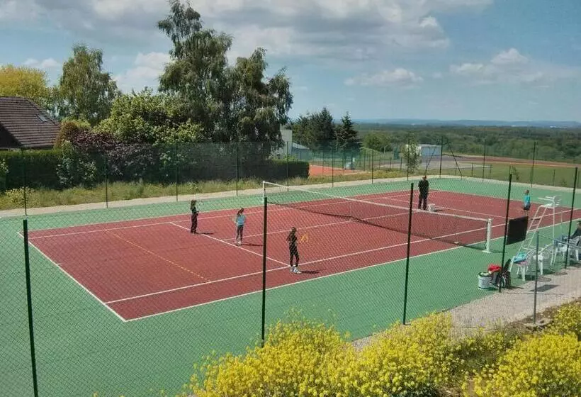 Aamiaismajoitus (B&B) Chambres D Hôtes Du Port Aux Cerises