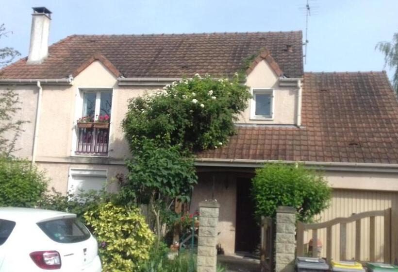 تختخواب و صبحانه Chambres D Hôtes Du Port Aux Cerises