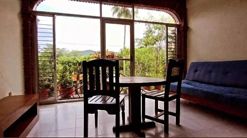 Hotelli Villas Ema