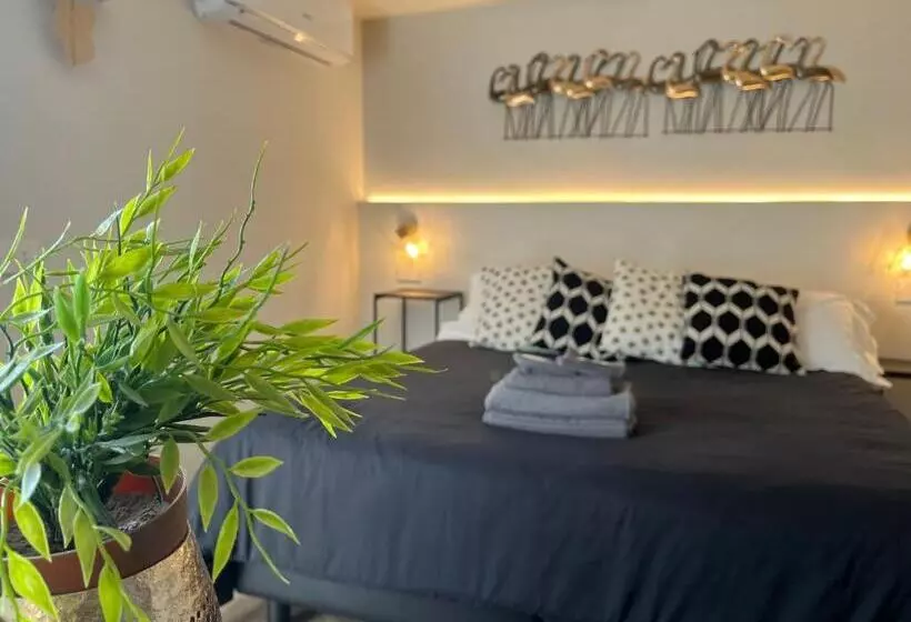 Majatalo Camere E Attico Al Mare