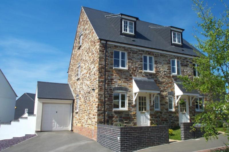 פנסיון Lanhydrock View