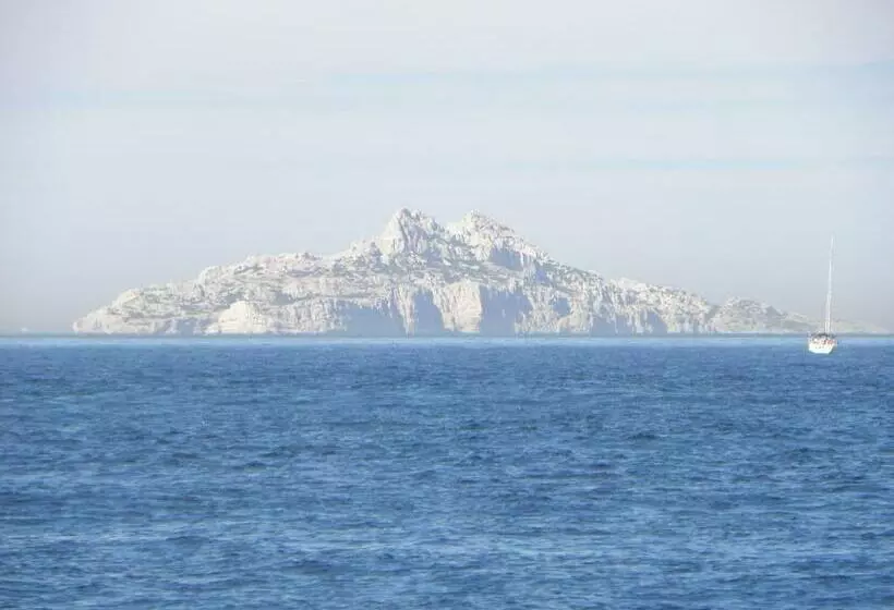 Aamiaismajoitus (B&B) Chez Mamouska