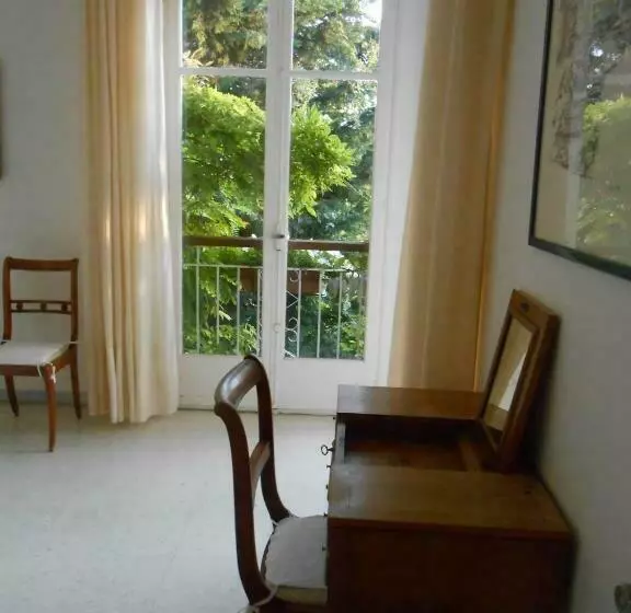 Aamiaismajoitus (B&B) Chez Mamouska