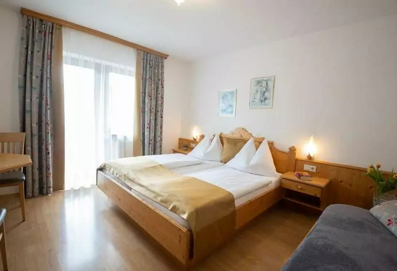 تختخواب و صبحانه Ferienhaus Helmuth Oberreiter