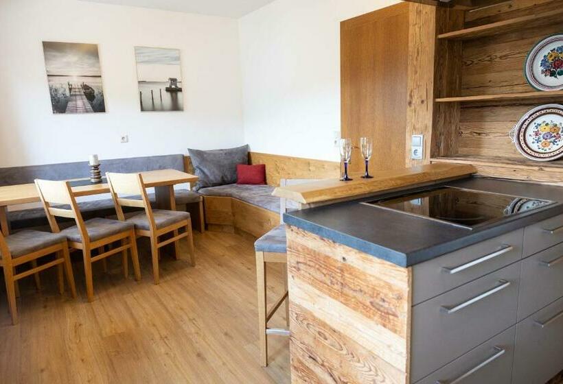 مبيت وإفطار Ferienhaus Helmuth Oberreiter