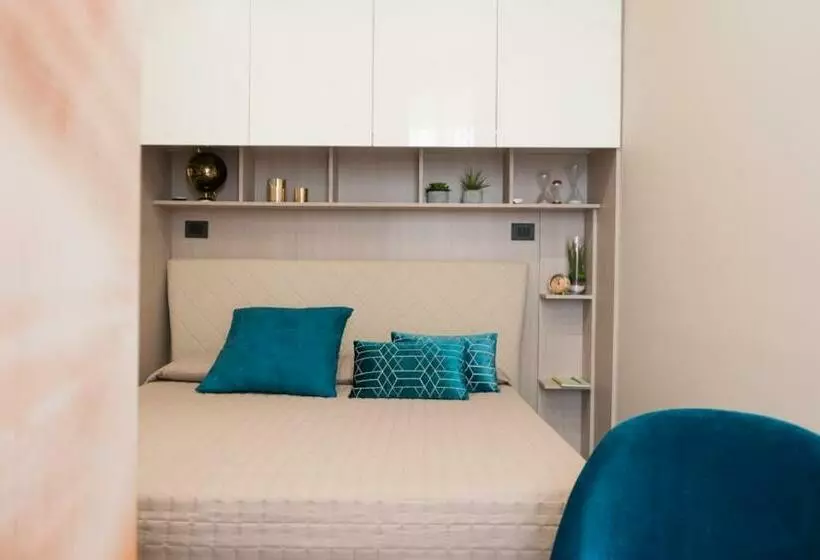 Aamiaismajoitus (B&B) La Torre Del Tempo